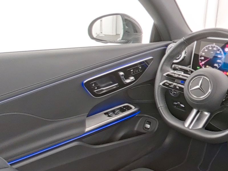 Mercedes-Benz CLE 200 2025 г. Серебристый, пробег 15615 км