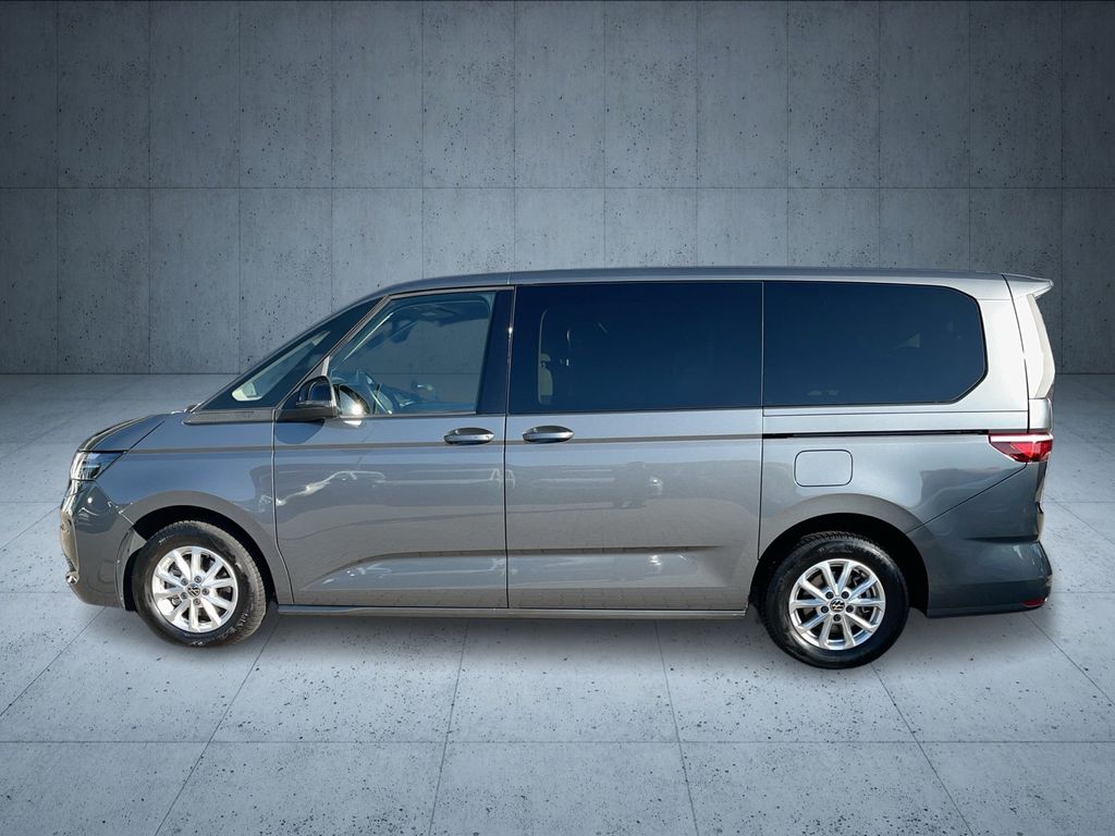 Volkswagen T7 MULTIVAN 2024 г. Серый, пробег 32500 км