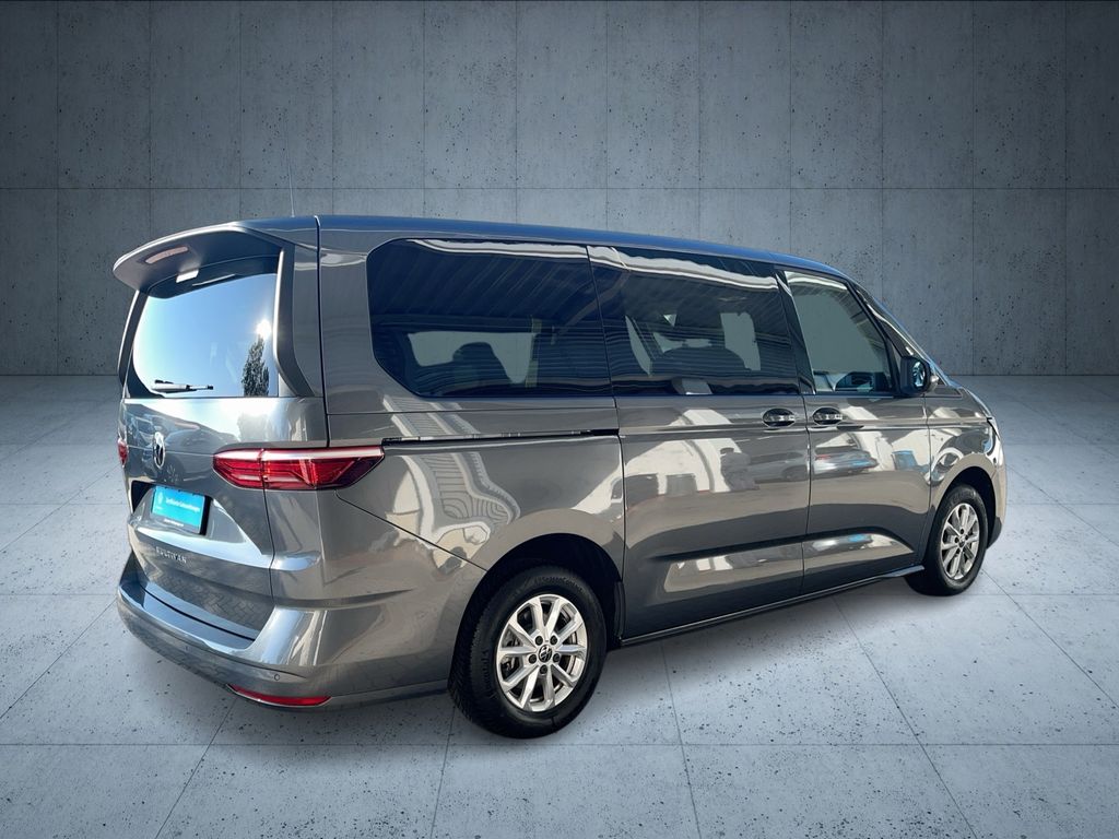 Volkswagen T7 MULTIVAN 2024 г. Серый, пробег 32500 км