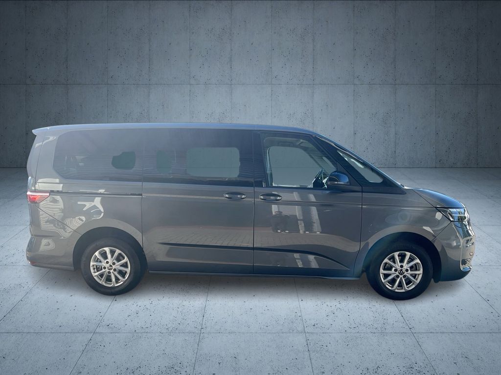 Volkswagen T7 MULTIVAN 2024 г. Серый, пробег 32500 км