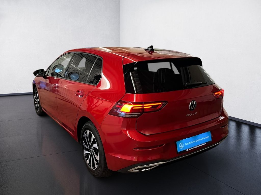 Volkswagen Golf 2021 г. Красный, пробег 57901 км