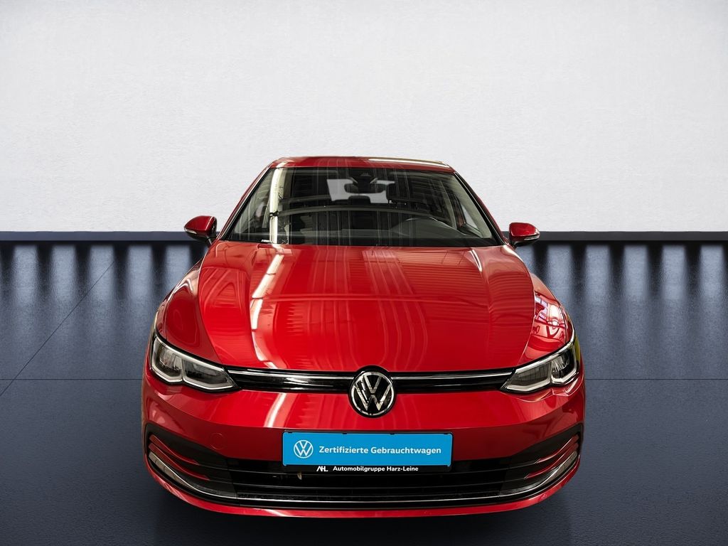 Volkswagen Golf 2021 г. Красный, пробег 57901 км