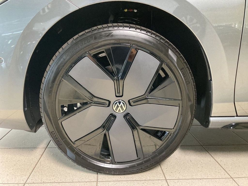 Volkswagen PASSAT VARIANT 2025 г. Серый, пробег 27785 км