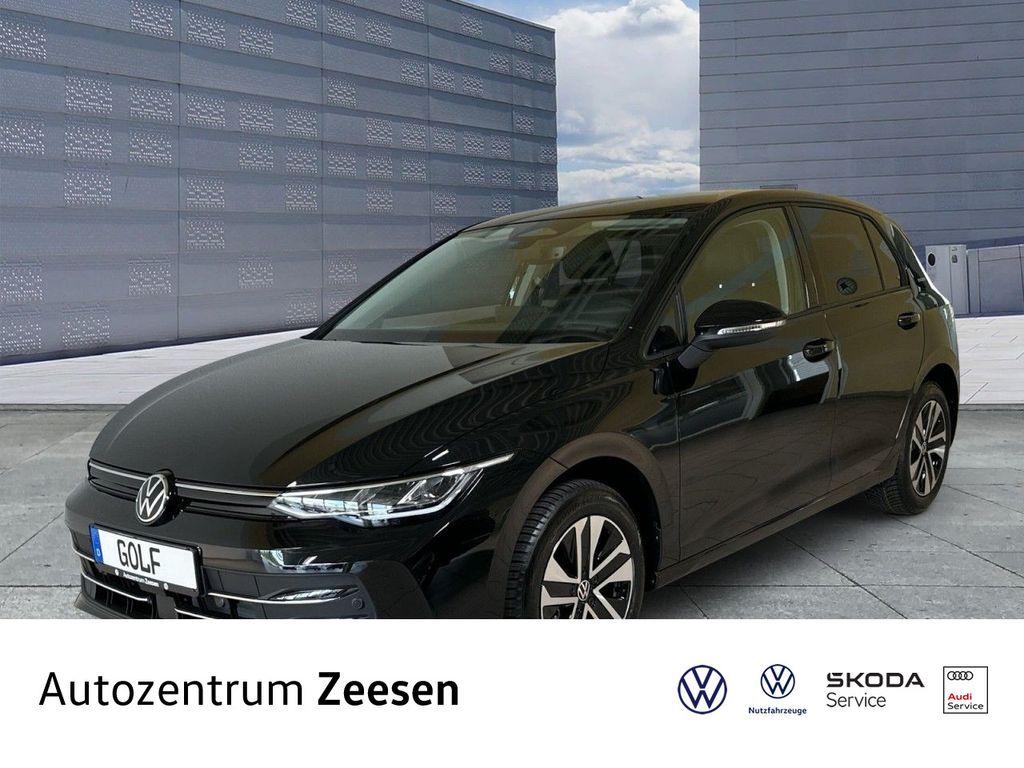 Volkswagen Golf 2026 г. Чёрный, пробег 1500 км