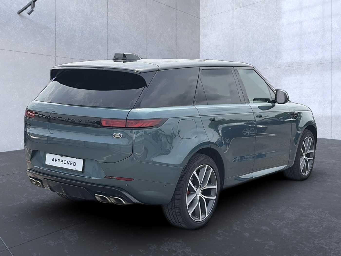 Land Rover Range Rover Sport 2023 г. Зелёный, пробег 59214 км