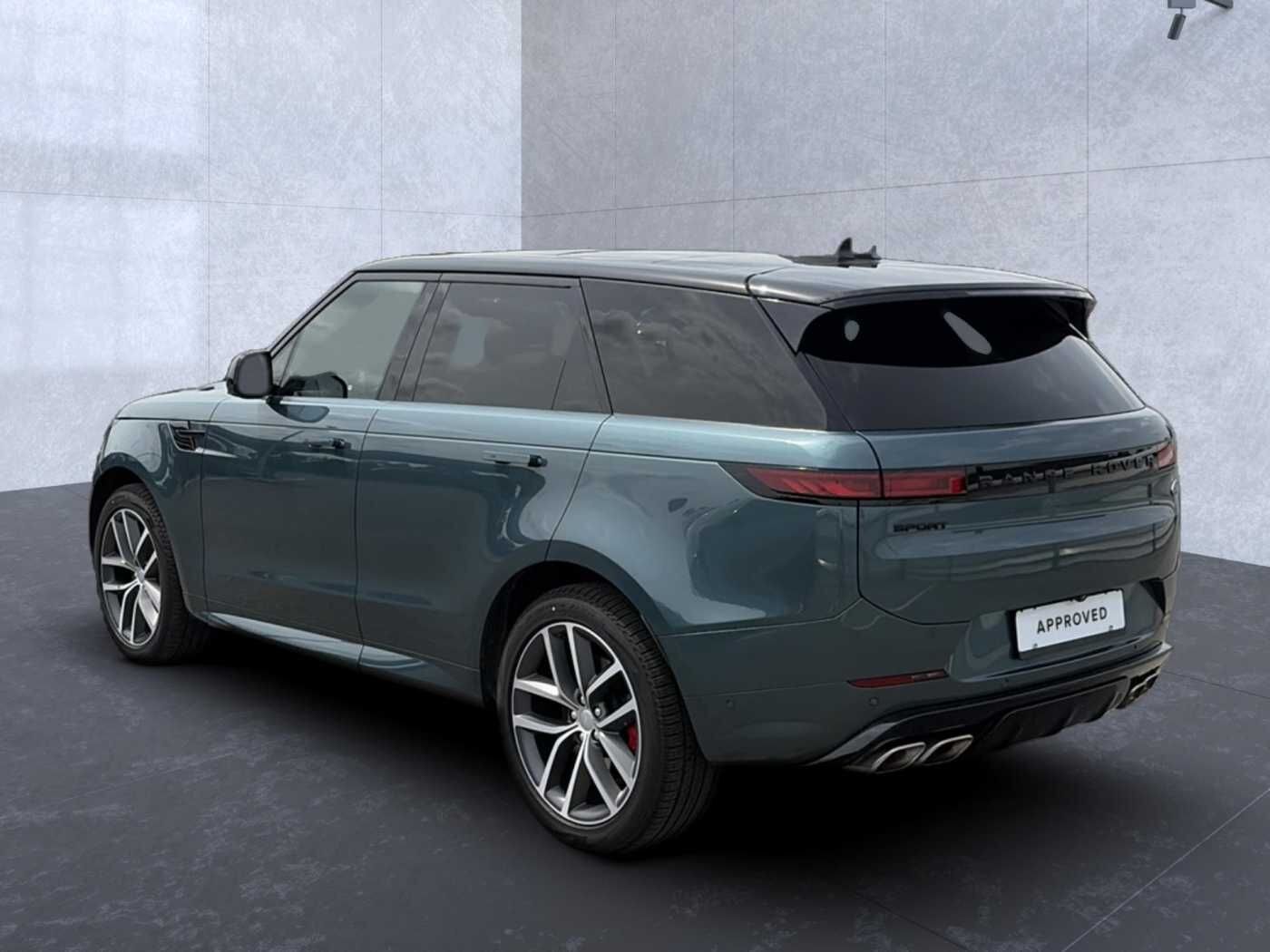 Land Rover Range Rover Sport 2023 г. Зелёный, пробег 59214 км