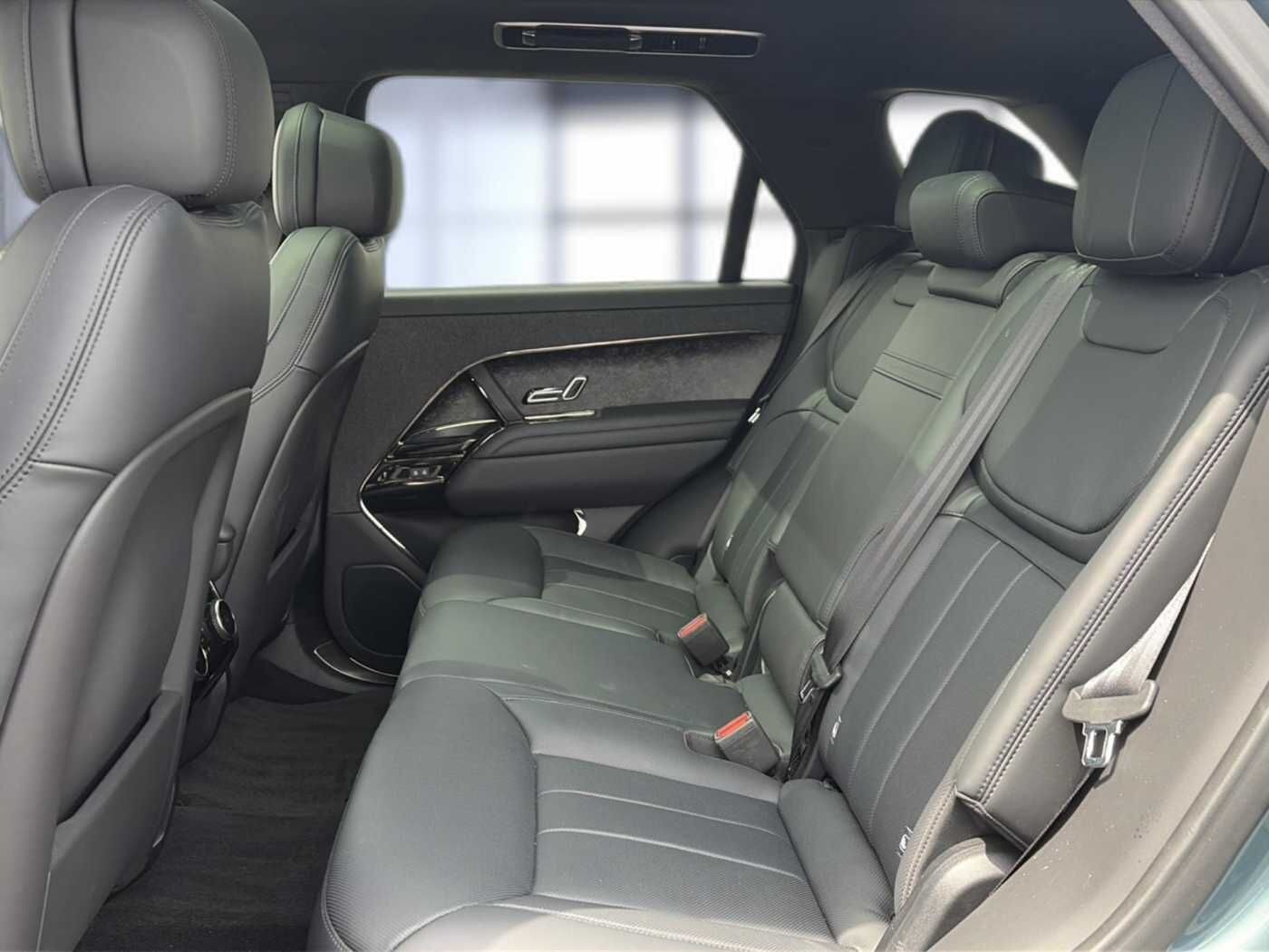 Land Rover Range Rover Sport 2023 г. Зелёный, пробег 59214 км
