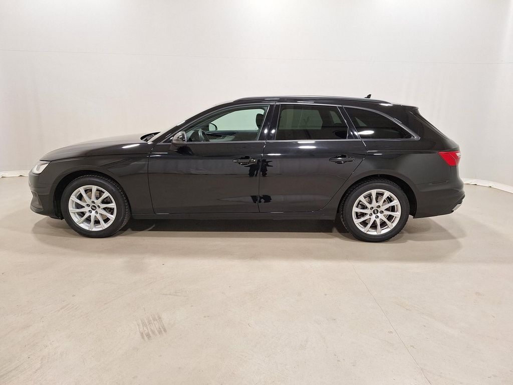 Audi A4 2022 г. Чёрный, пробег 47060 км