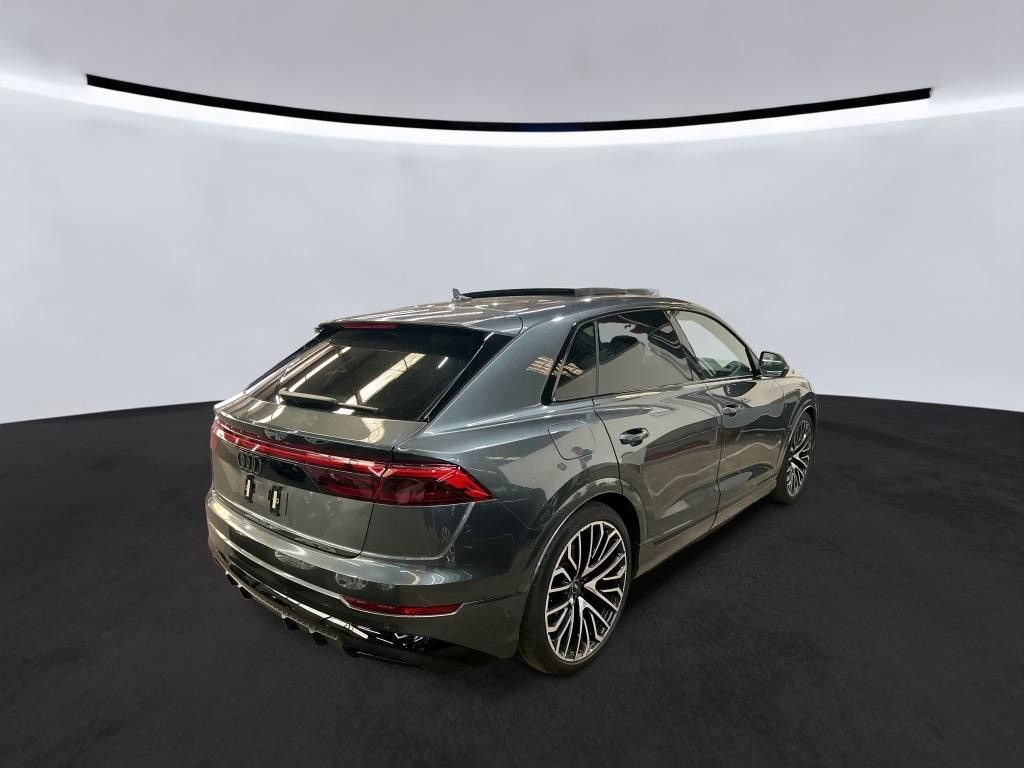 Audi Q8 2024 г. Серый, пробег 23750 км