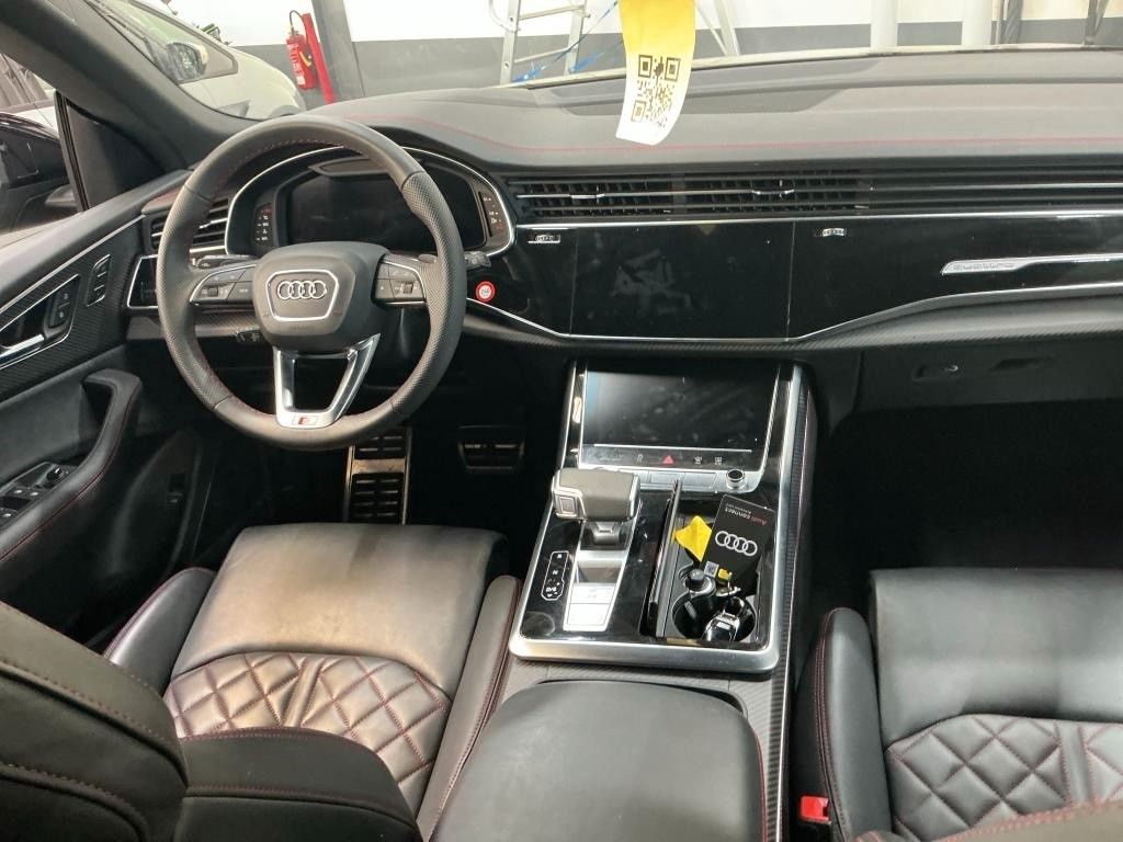 Audi Q8 2024 г. Серый, пробег 23750 км