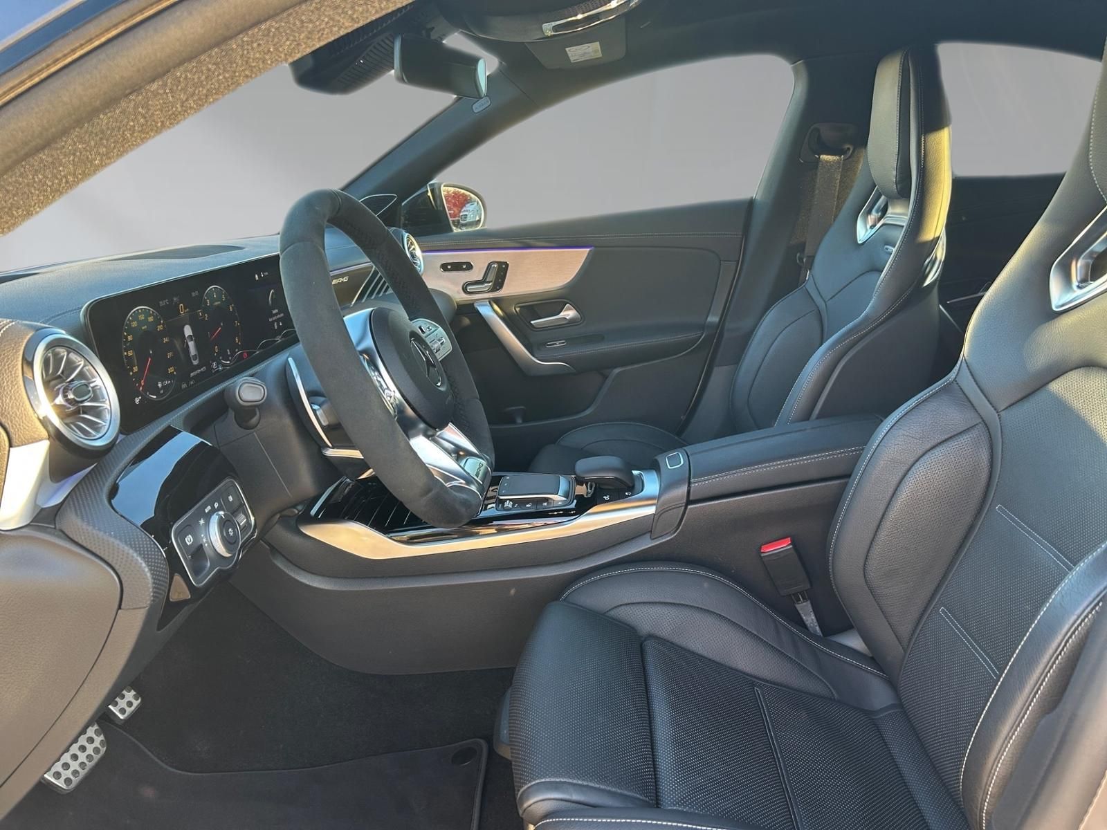 Mercedes-Benz CLA 45 AMG 2023 г. Серый, пробег 46783 км