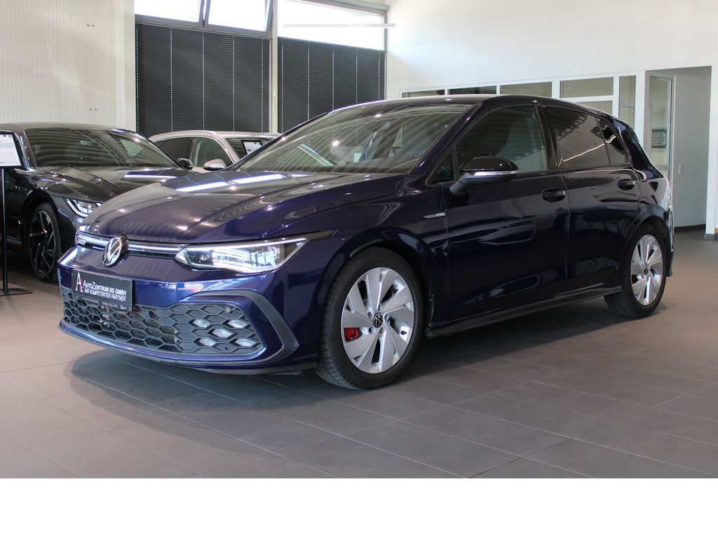 Volkswagen Golf 2022 г. Синий, пробег 59000 км