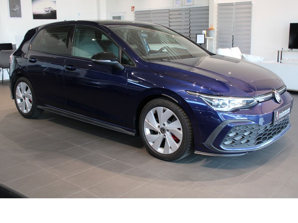 Volkswagen Golf 2022 г. Синий, пробег 59000 км