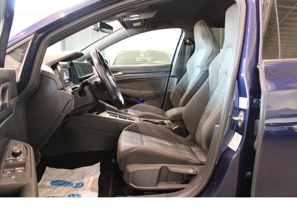 Volkswagen Golf 2022 г. Синий, пробег 59000 км
