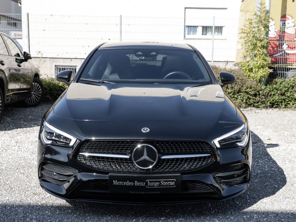 Mercedes-Benz CLA 200 SHOOTING BRAKE 2022 г. Чёрный, пробег 41649 км