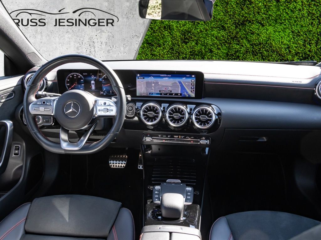 Mercedes-Benz CLA 200 SHOOTING BRAKE 2022 г. Чёрный, пробег 41649 км