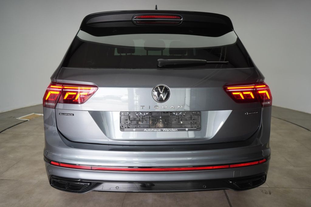 Volkswagen TIGUAN ALLSPACE 2023 г. Серый, пробег 60000 км