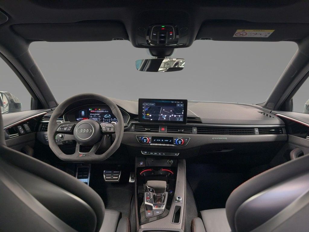 Audi RS4 2023 г. Серый, пробег 32091 км
