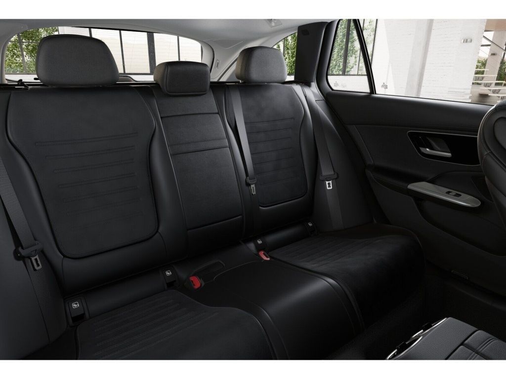 Mercedes-Benz C 200 2025 г. Серый, пробег 22182 км
