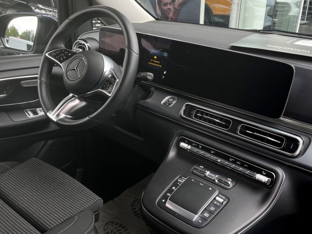 Mercedes-Benz V 220 2025 г. Синий, пробег 11166 км