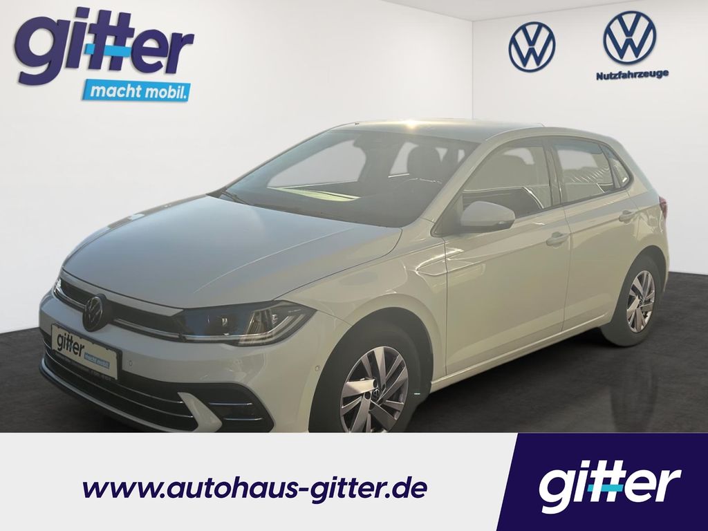 Volkswagen Polo 2023 г. Белый, пробег 39998 км