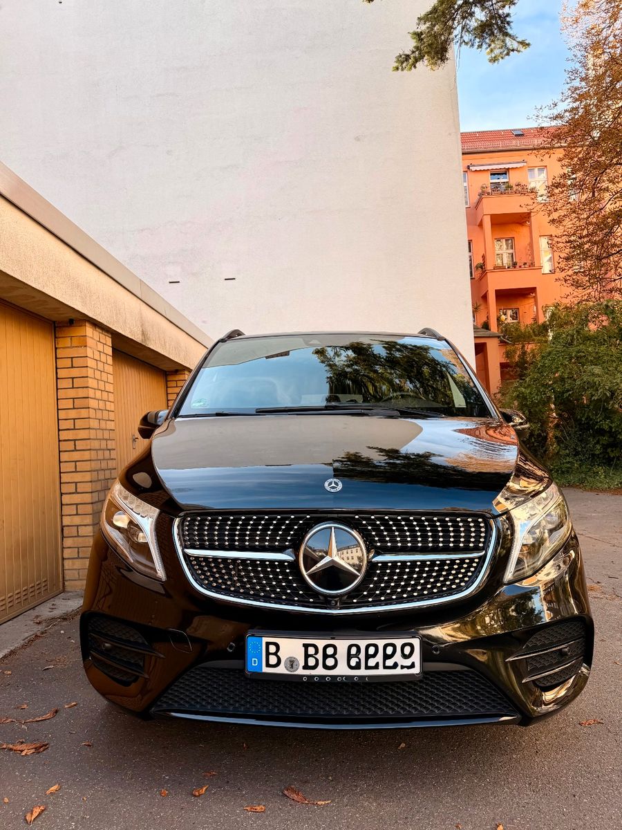 Mercedes-Benz V 300 2022 г. Чёрный, пробег 51000 км