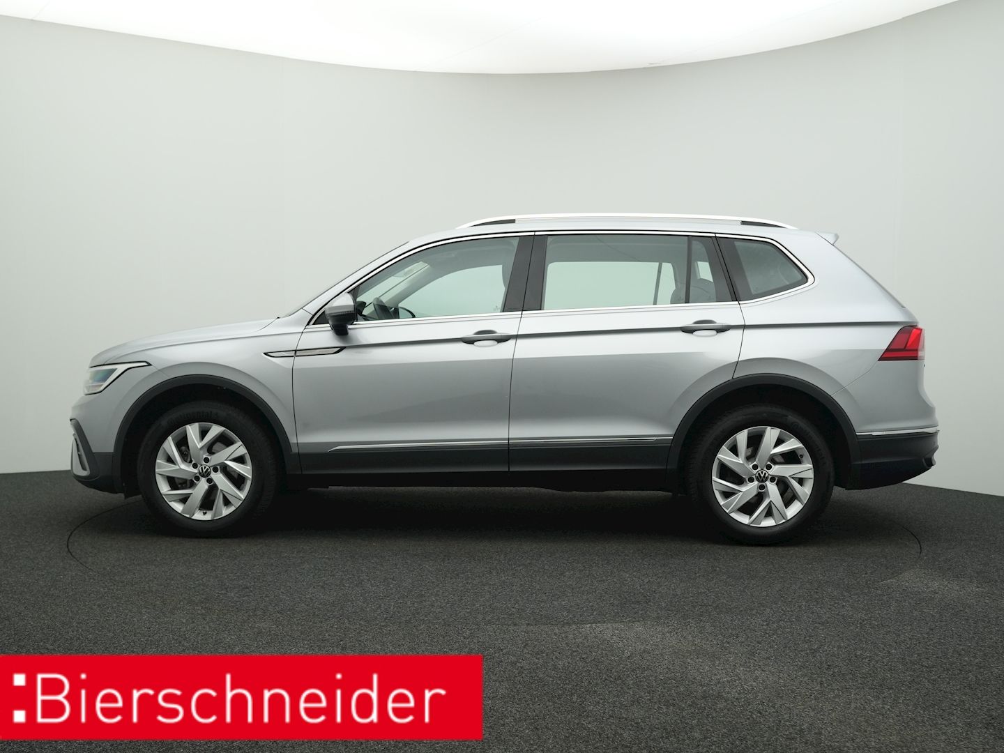 Volkswagen TIGUAN ALLSPACE 2025 г. Серебристый, пробег 31270 км