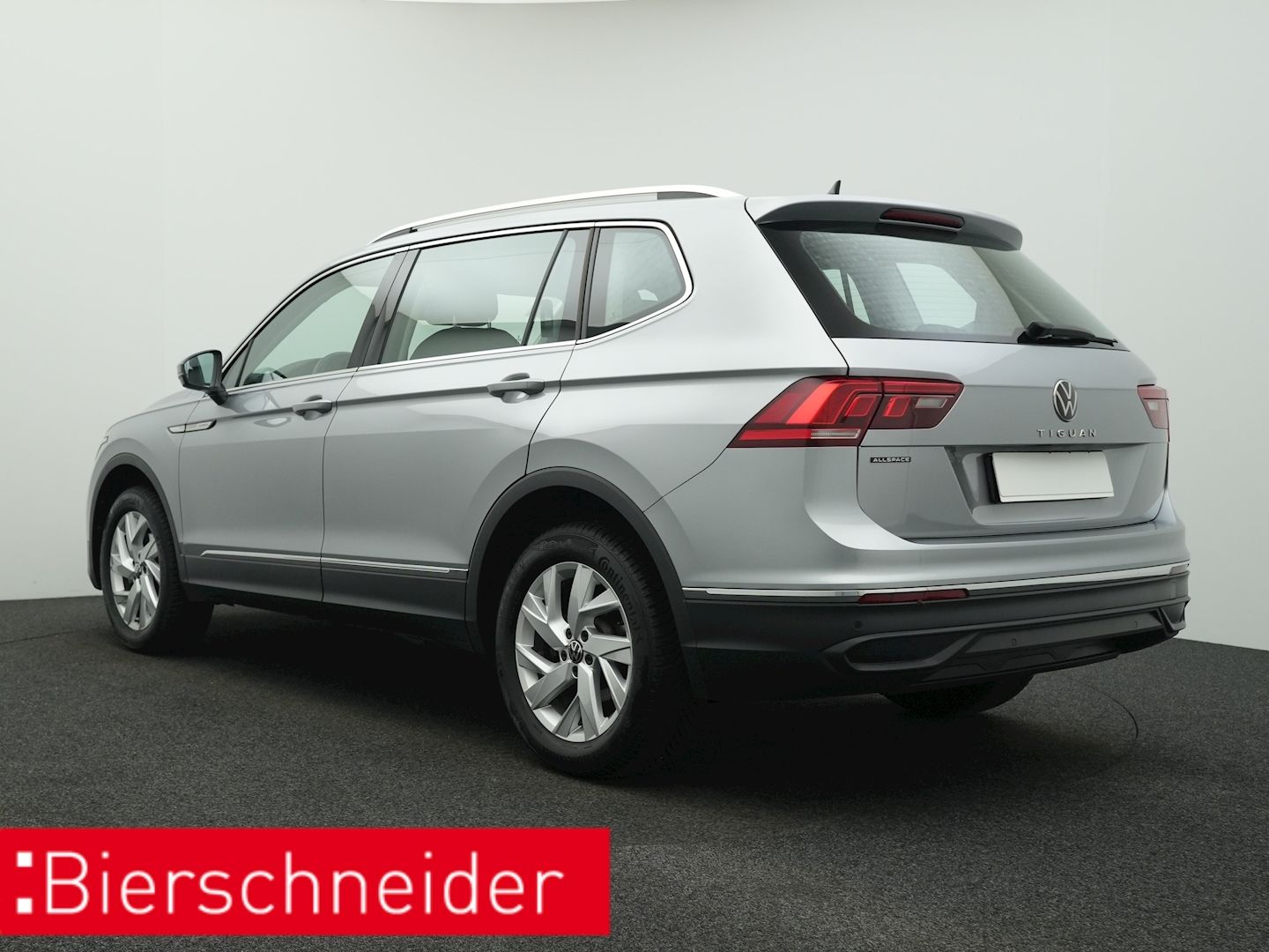 Volkswagen TIGUAN ALLSPACE 2025 г. Серебристый, пробег 31270 км