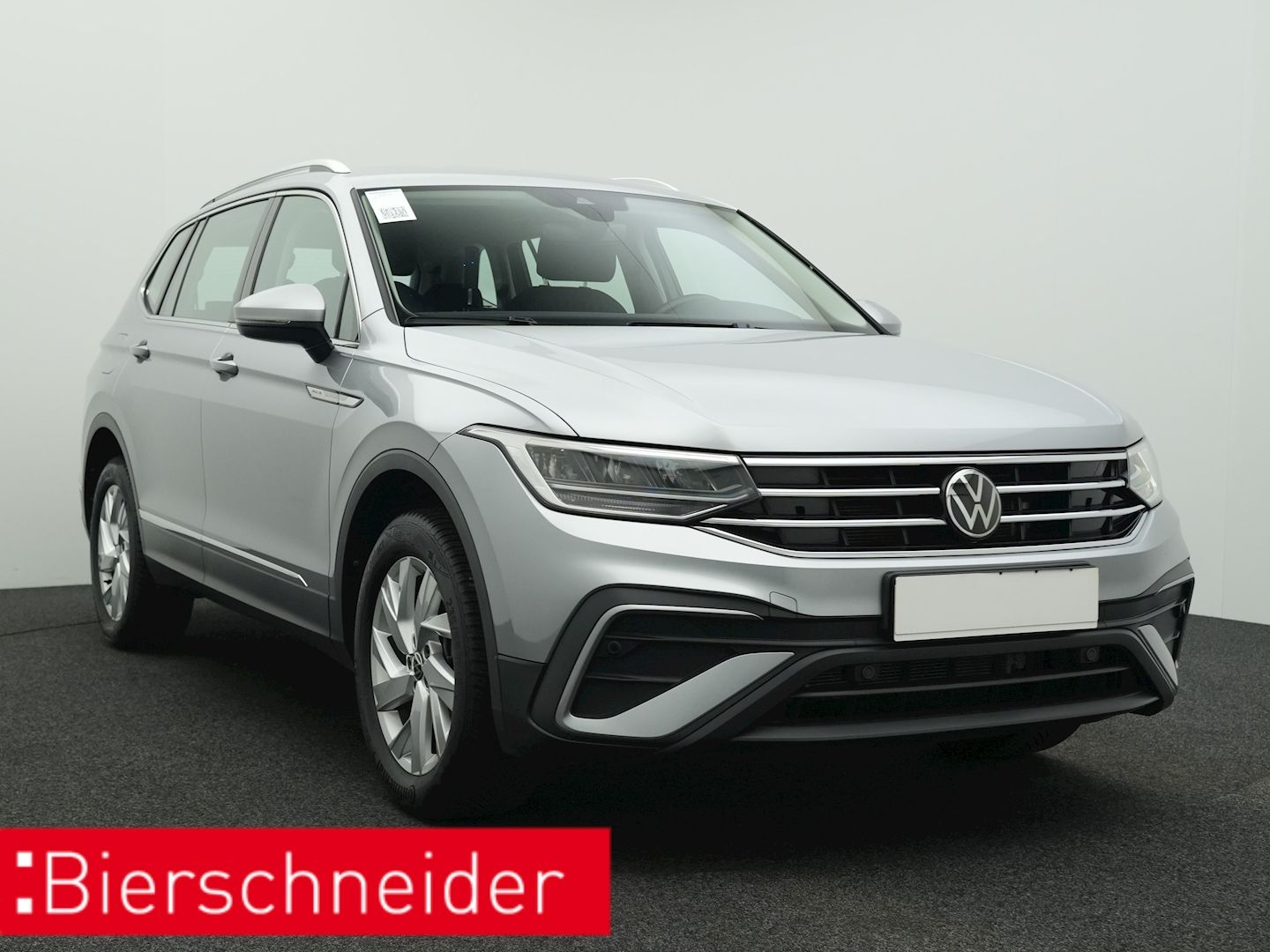 Volkswagen TIGUAN ALLSPACE 2025 г. Серебристый, пробег 31270 км