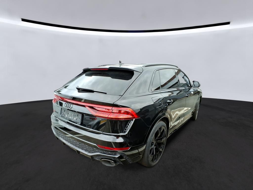 Audi RSQ8 2023 г. Чёрный, пробег 29821 км