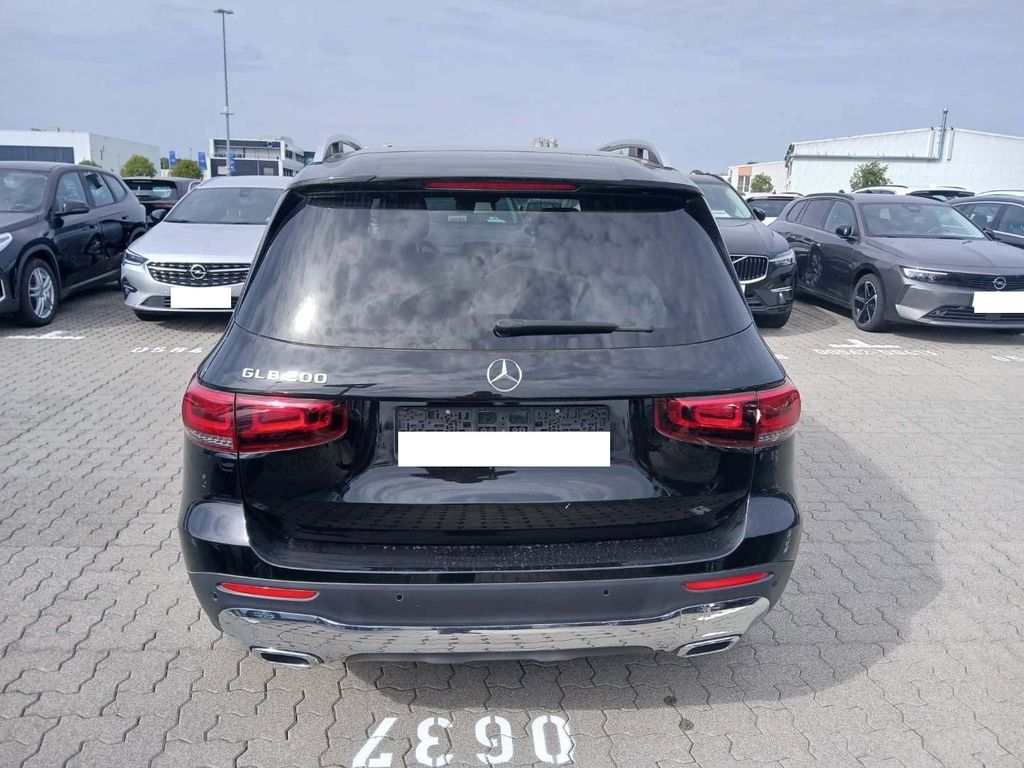 Mercedes-Benz GLB 200 2022 г. Чёрный, пробег 50879 км