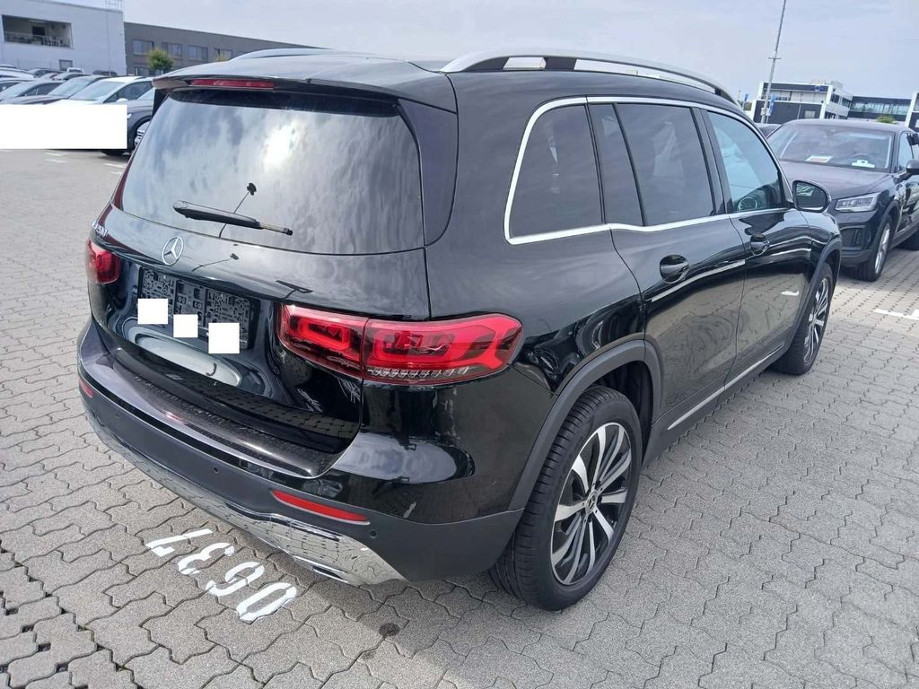 Mercedes-Benz GLB 200 2022 г. Чёрный, пробег 50879 км