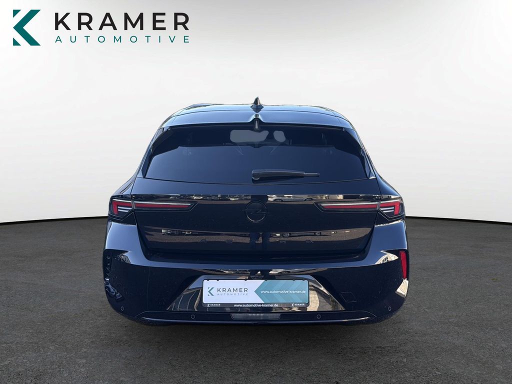 Opel Astra 2022 г. Чёрный, пробег 58000 км