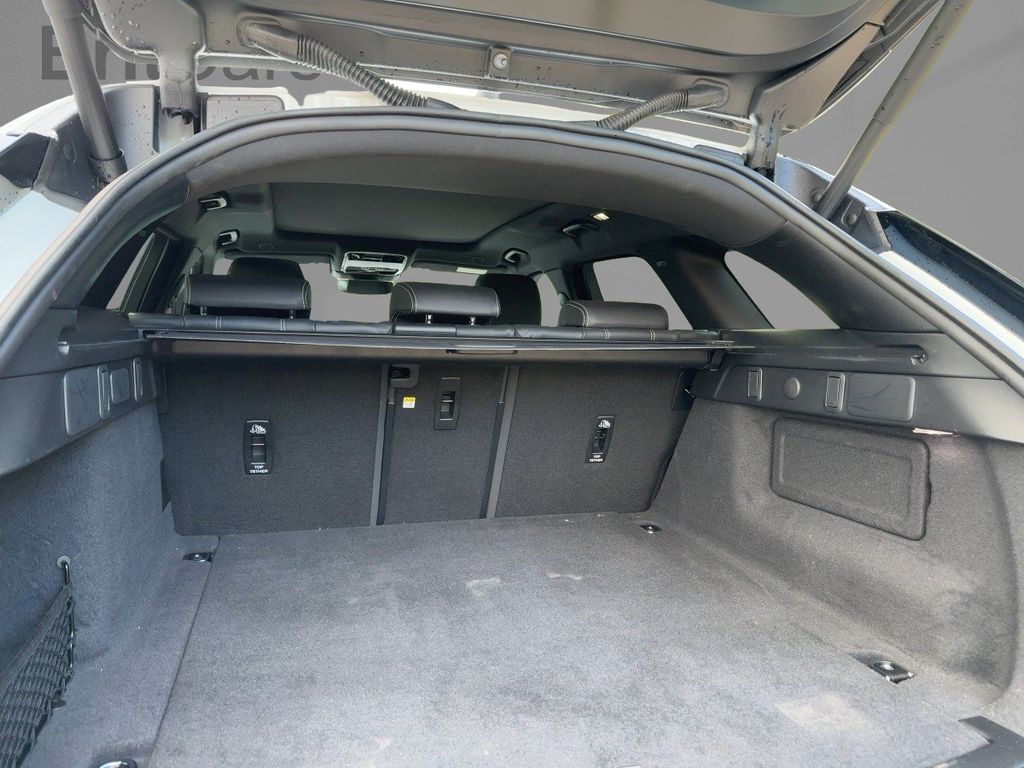 Land Rover Range Rover Velar 2023 г. Белый, пробег 27135 км