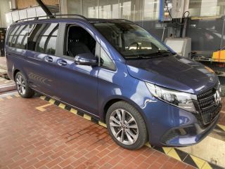 Mercedes-Benz V 250 2025 г. Синий, пробег 9100 км