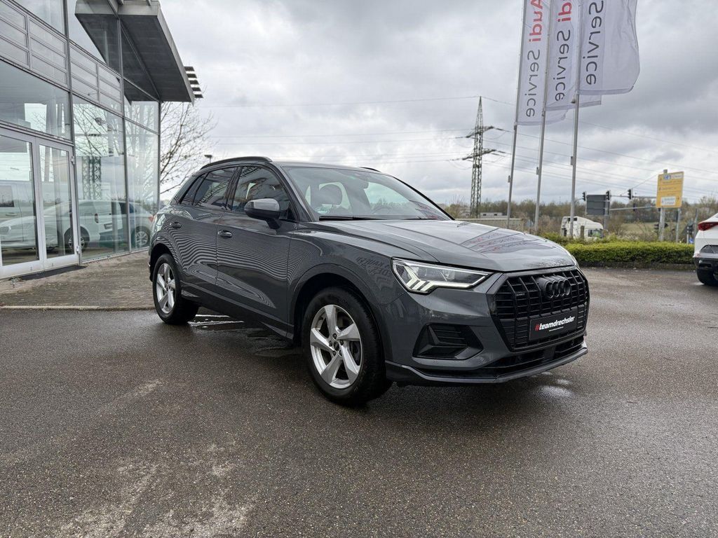 Audi Q3 2023 г. Серый, пробег 59937 км