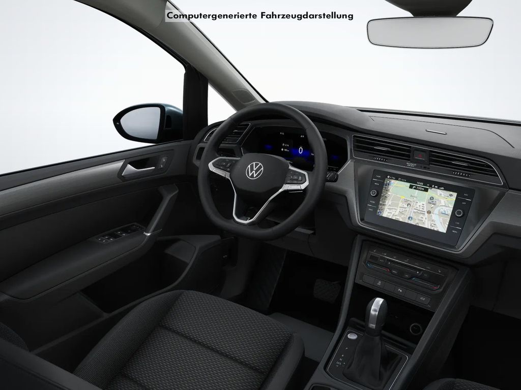 Volkswagen Touran 2025 г. Серебристый, пробег 27791 км