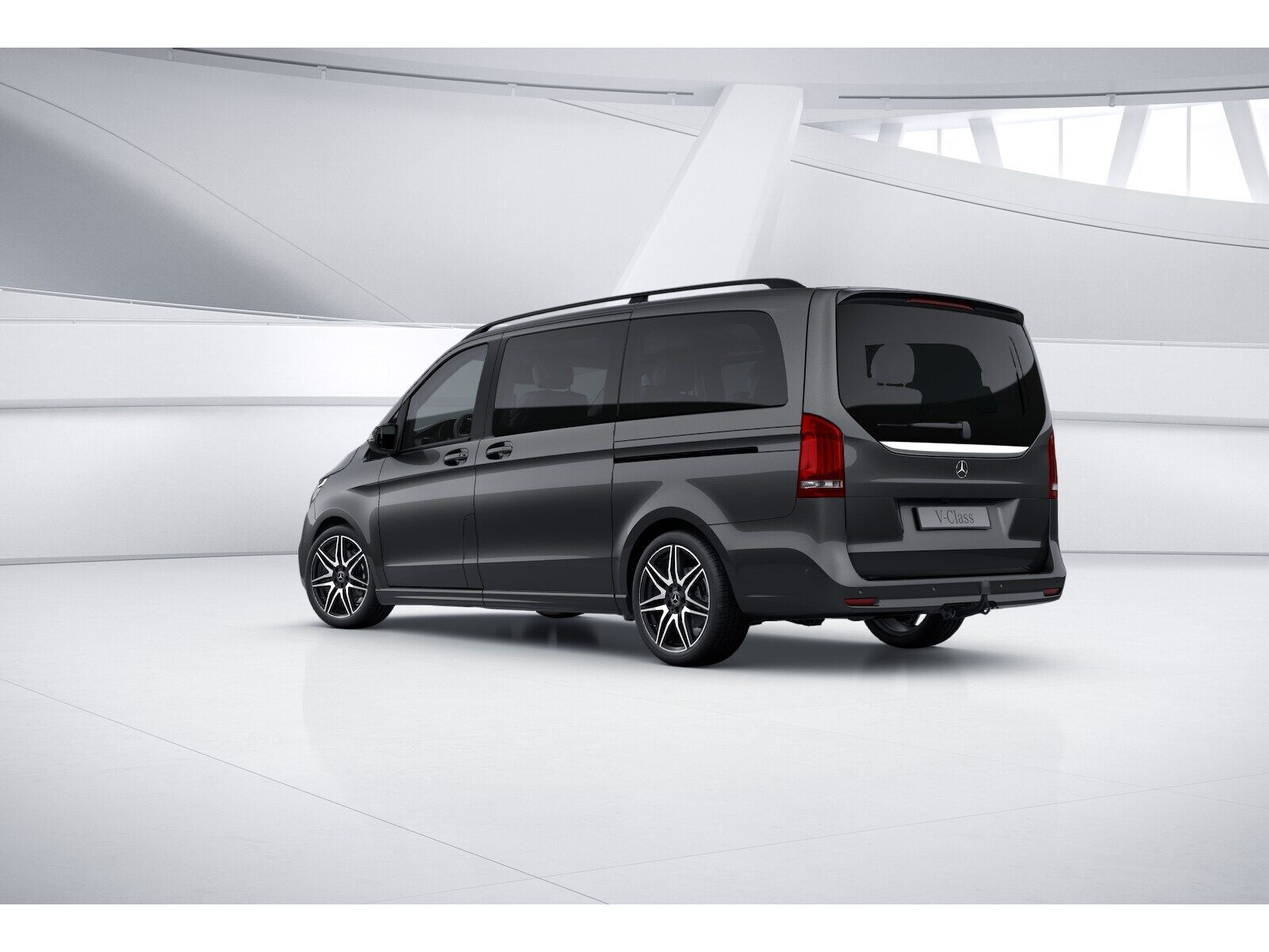 Mercedes-Benz V 250 2023 г. Серый, пробег 50700 км