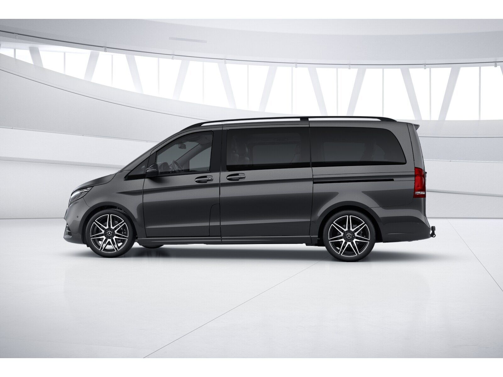 Mercedes-Benz V 250 2023 г. Серый, пробег 50700 км