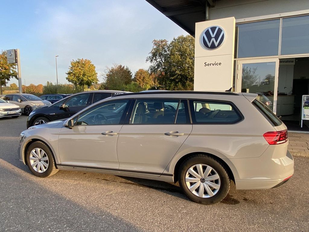 Volkswagen PASSAT VARIANT 2023 г. Серый, пробег 29204 км