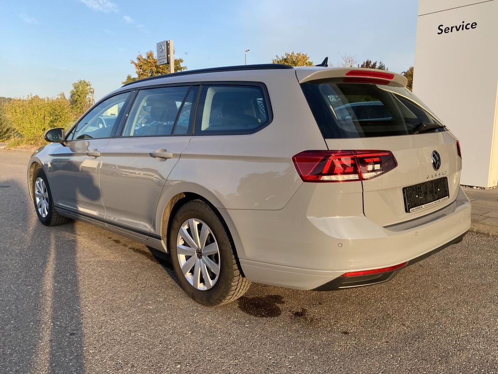 Volkswagen PASSAT VARIANT 2023 г. Серый, пробег 29204 км