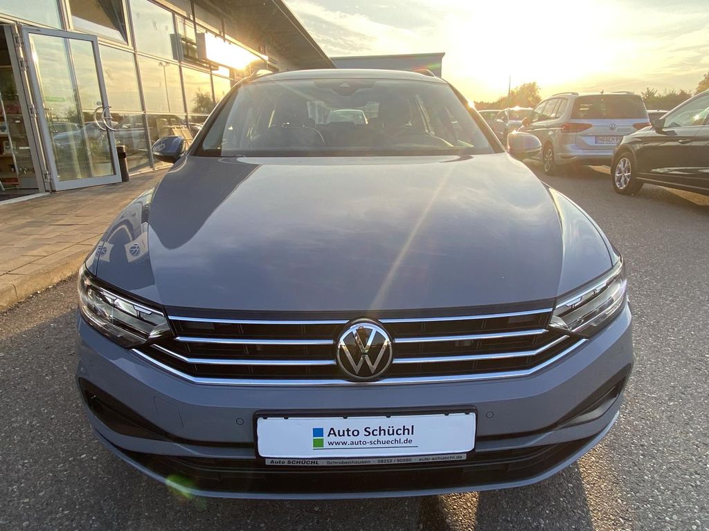 Volkswagen PASSAT VARIANT 2023 г. Серый, пробег 29204 км