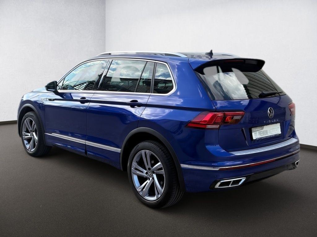 Volkswagen Tiguan 2022 г. Синий, пробег 42580 км