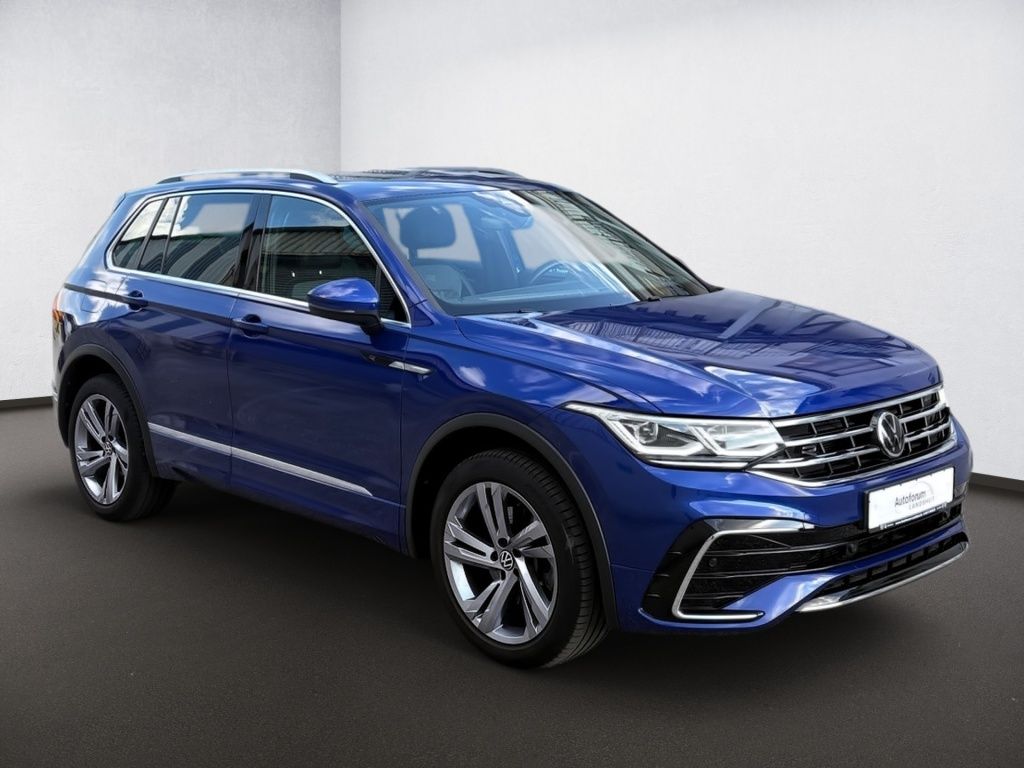 Volkswagen Tiguan 2022 г. Синий, пробег 42580 км