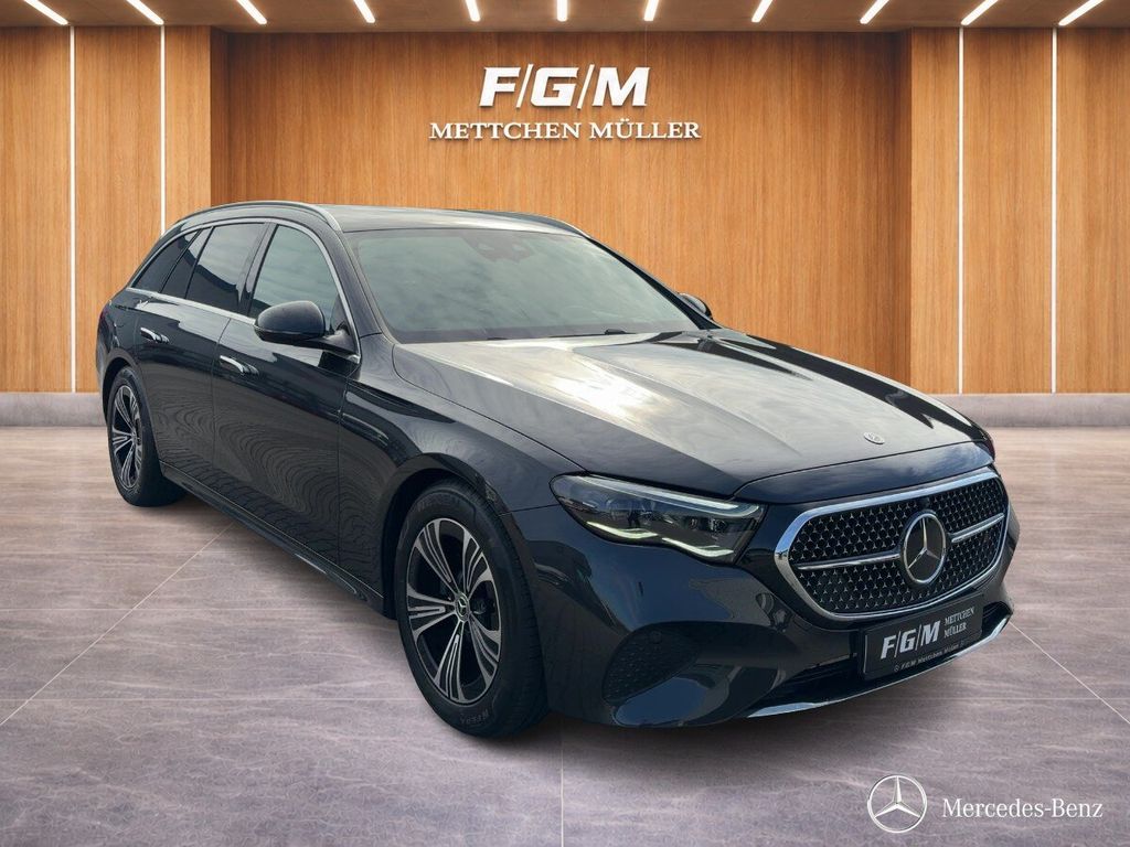 Mercedes-Benz E 220 2025 г. Серый, пробег 30515 км