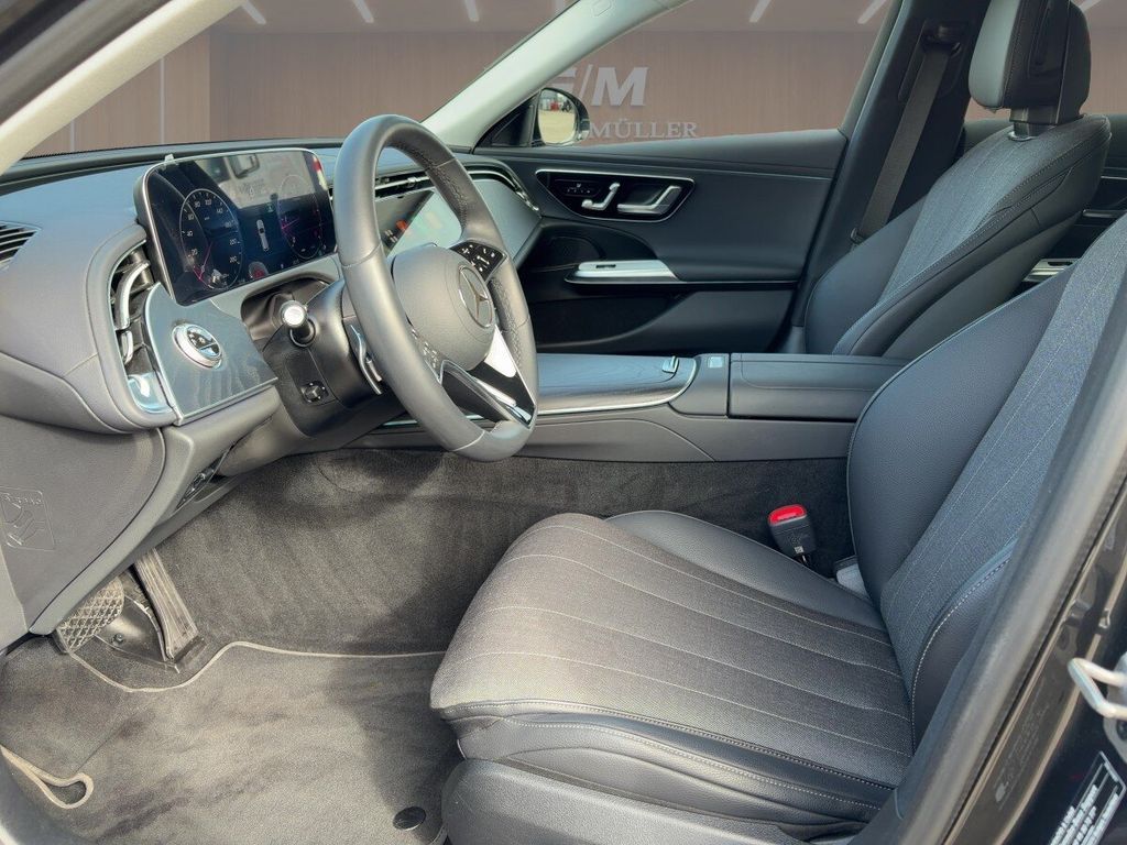 Mercedes-Benz E 220 2025 г. Серый, пробег 30515 км