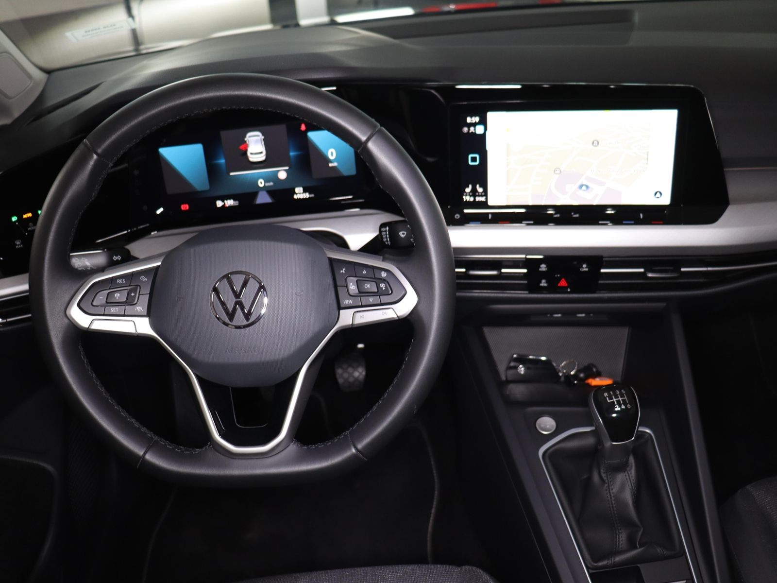 Volkswagen Golf 2023 г. Серый, пробег 49851 км