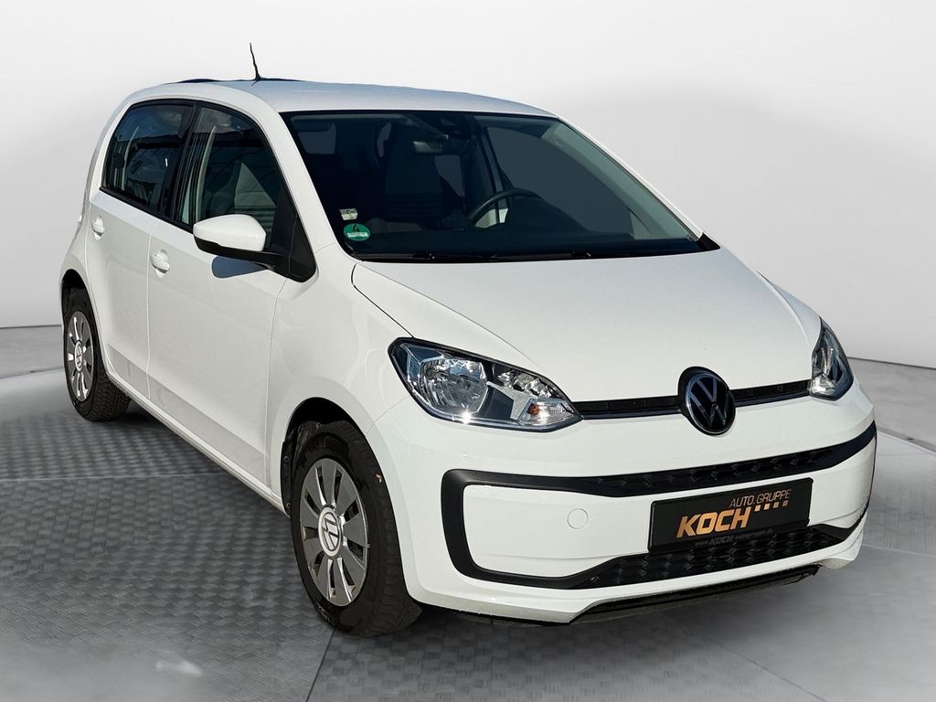 Volkswagen up! 2023 г. Белый, пробег 58350 км