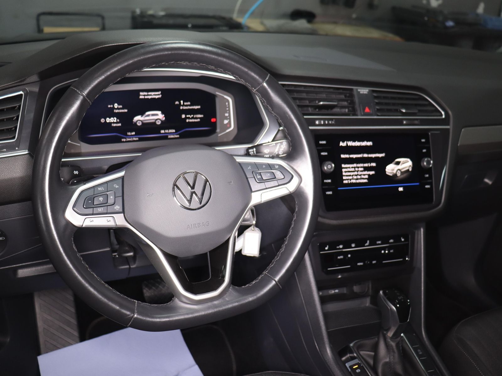Volkswagen TIGUAN ALLSPACE 2025 г. Чёрный, пробег 35774 км