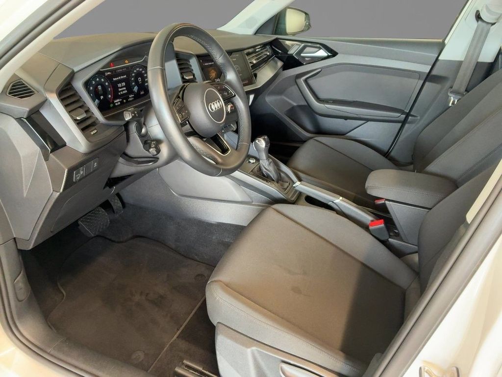 Audi A1 2022 г. Белый, пробег 34682 км